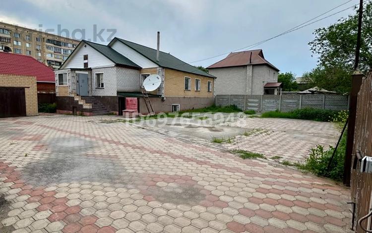 Жеке үй · 5 бөлме · 260 м², Гоголя 120, бағасы: 700 000 〒 в Павлодаре — фото 2