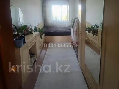 2-комнатная квартира · 45 м² · 5/5 этаж, мкр Каратау 18 за 9.8 млн ₸ в Таразе