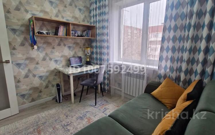 3-комнатная квартира · 64 м² · 4/5 этаж, мкр Юго-Восток, Мкр Степной 3 1 за 30.9 млн ₸ в Караганде, Казыбек би р-н — фото 2