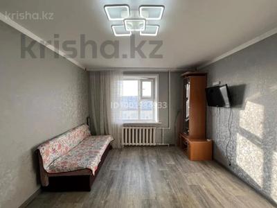 Аренда квартир в Карагандинской обл.: 1-комнатная квартира · 38 м² · 8/9 этаж, Майкудук, Мкр Мамыраева 12 за 110 000 〒 1-комнатная квартира · 38 м² · 8/9 этаж, Майкудук, Мкр Мамыраева 12 за 110 000 〒 в Караганде, Алихана Бокейханова р-н