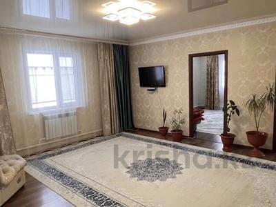 Отдельный дом • 4 комнаты • 120 м² • 8 сот., Багланова 4 за 17.5 млн 〒 в Уральске