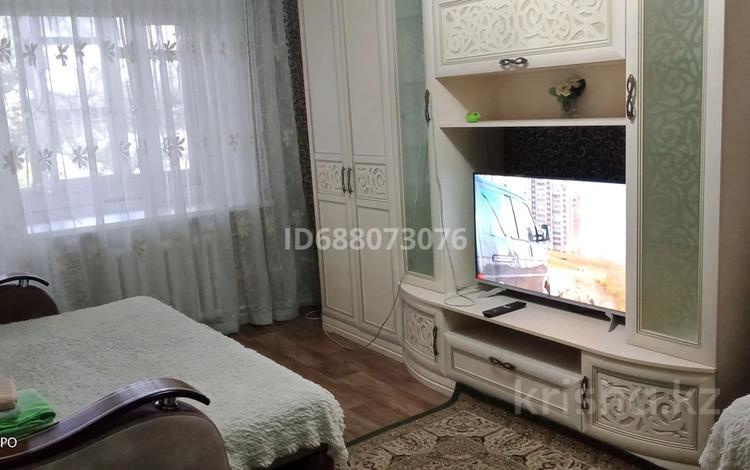 1-комнатная квартира · 37 м² · 4/5 этаж, Майкудук 1 — На Горняке за 7 000 〒 в Караганде, Алихана Бокейханова р-н — фото 2