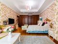 5-бөлмелі пәтер · 370 м² · 8/9 қабат, мкр Самал-3, Хаджи Мукана 49 — Мендекулова, бағасы: 2.7 млн 〒 в Алматы, Медеуский р-н — фото 4