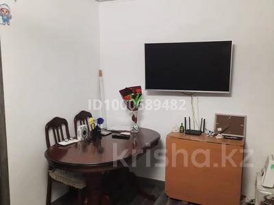 4-бөлмелі пәтер · 63 м² · 2/5 қабат, Астана 15, бағасы: 14 млн ₸ в Аксу