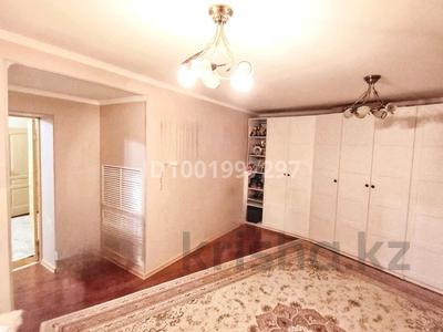 Продажа квартир в Мангистауской обл.: 5-комнатная квартира · 108 м² · 4/5 этаж, 26-й мкр 1Б — Возле бани Саура за 28 млн 〒 5-комнатная квартира · 108 м² · 4/5 этаж, 26-й мкр 1Б — Возле бани Саура за 28 млн 〒 в Актау