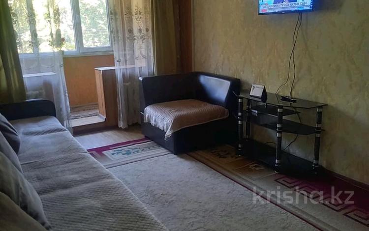 2-комнатная квартира, 46 м², 4/5 этаж помесячно, Туркестанская 2/3 за 150 000 〒 в Шымкенте — фото 2