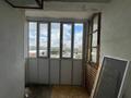 3-бөлмелі пәтер · 60 м² · 9/10 қабат, Юго-Восток ш/а., Мкр Юго-Восток, пр. СТРОИТЕЛЕЙ 13 — Пр. Строителей 13, напротив Арай, бағасы: 20.5 млн ₸ в Караганде, Казыбек би р-н — фото 2