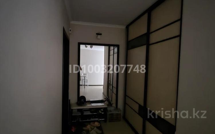 3-комнатная квартира · 83 м² · 5/10 этаж, Ермекова 106/4 за 270 000 ₸ в Караганде, Казыбек би р-н — фото 2