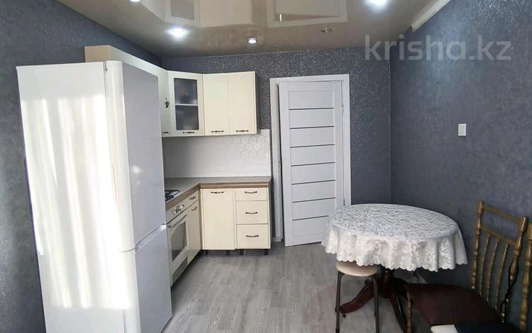 1-бөлмелі пәтер · 42 м² · 8/9 қабат, Тайманова, бағасы: ~ 8.3 млн ₸ в Уральске — фото 2