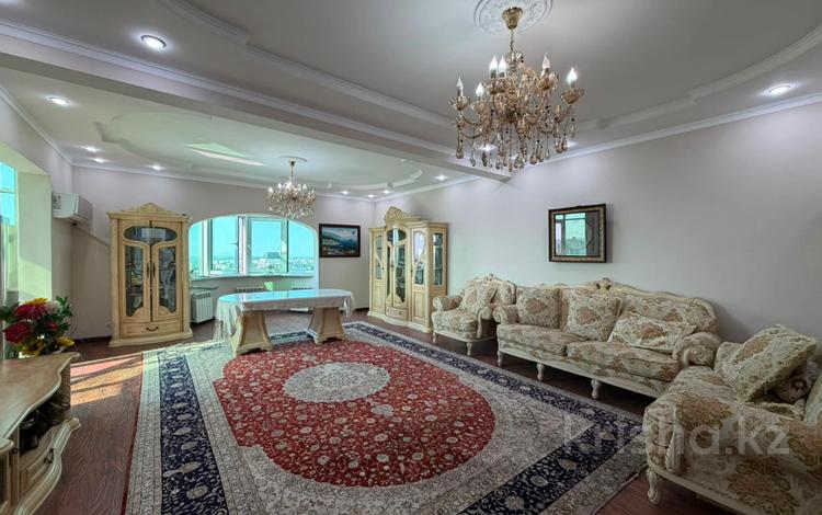 3-комнатная квартира · 130 м² · 14/18 этаж, Муканова за 100 млн ₸ в Алматы, Алмалинский р-н — фото 2