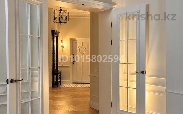 4-бөлмелі пәтер · 158 м² · 1/7 қабат, Мирас ш/а. 157, бағасы: 175 млн ₸ в Алматы, Бостандыкский р-н — фото 2