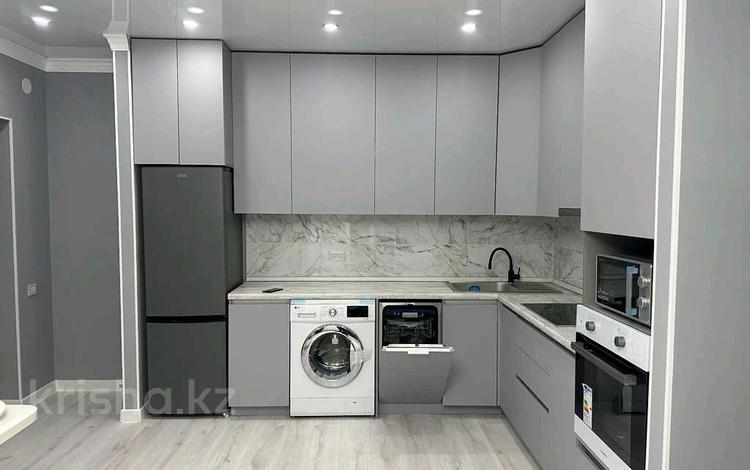 3-комнатная квартира, 75 м², 5/13 этаж помесячно, проспект Абая 165 — Тургут Озала