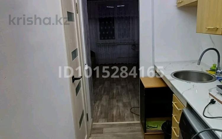 1-комнатная квартира · 28 м² · 1/5 этаж, мкр Аксай-3 10a за 21 млн ₸ в Алматы, Ауэзовский р-н — фото 2
