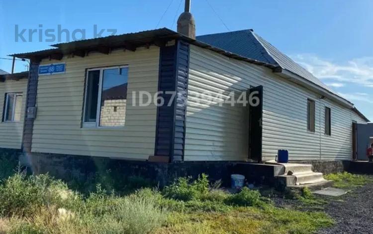 Отдельный дом · 6 комнат · 240 м² · 10 сот., мкр Уркер, Ильинка за 26 млн 〒 в Астане, Нура р-н — фото 2