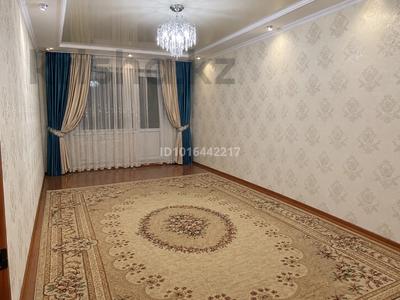2-бөлмелі пәтер · 46 м² · 4/5 қабат, Сатпаева 88 — Удобное расположение — центр города! Рядом находятся: Универсам ️ Ход Чик Парк влюблённых ЦОН Колледж «Денсаулык» Школа №7, бағасы: 150 000 ₸