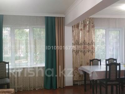 3-комнатная квартира · 71 м² · 2/5 этаж, Пр. Сатпаева 20 за 190 000 〒 в Усть-Каменогорске, Ульбинский