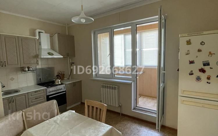 1-комнатная квартира, 45 м², 2/5 этаж помесячно, мкр Саялы 112