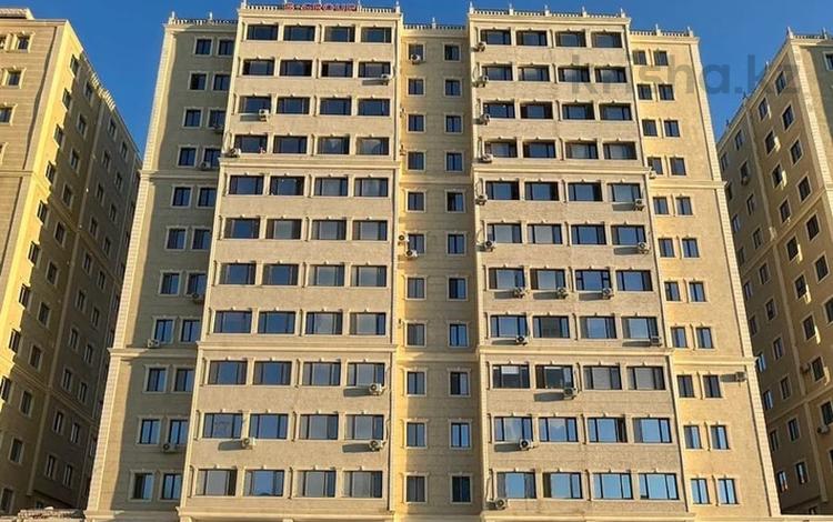 4-комнатная квартира, 125 м², 9/12 этаж, 17-й мкр 112 за 28.2 млн 〒 в Актау, 17-й мкр — фото 2