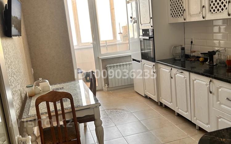 3-бөлмелі пәтер · 106 м² · 9/9 қабат, мкр. Гульдер-1 1/4, бағасы: 55 млн ₸ в Караганде, Казыбек би р-н — фото 2
