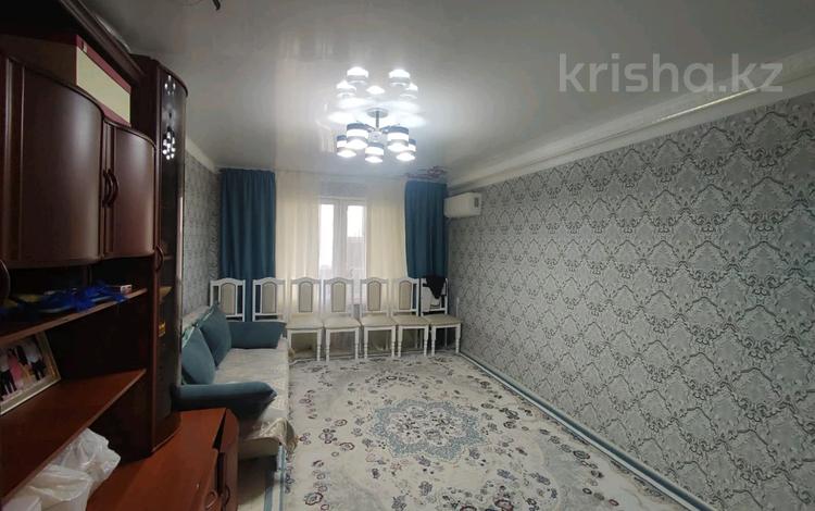 3-комнатная квартира, 50 м², 3/4 этаж, койбакова за 15 млн 〒 в Таразе — фото 2