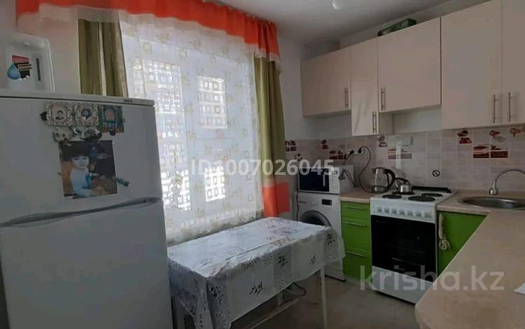 3-бөлмелі пәтер · 64 м² · 1/5 қабат, Гагарина 7 — Школа, центр, бағасы: 16 млн ₸ в Акмоле — фото 2