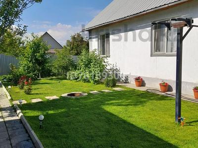 Продажа домов и дачи в Алматинской обл.: Отдельный дом · 4 комнаты · 100 м² · 6 сот., ул Элитная 50 за 40 млн 〒 Отдельный дом · 4 комнаты · 100 м² · 6 сот., ул Элитная 50 за 40 млн 〒 в Боралдае (Бурундай), мкр Водник-1