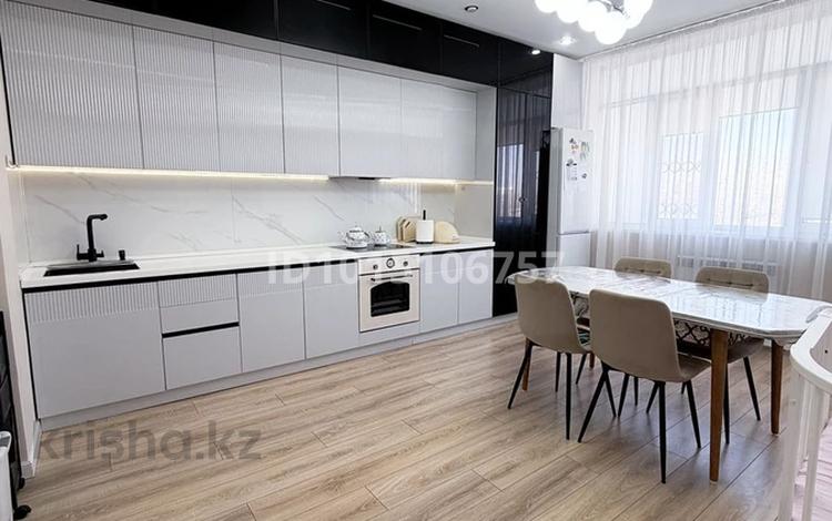 4-бөлмелі пәтер · 160 м² · 3/5 қабат, Гурьевская 6б, бағасы: 72 млн ₸ в Атырау — фото 2
