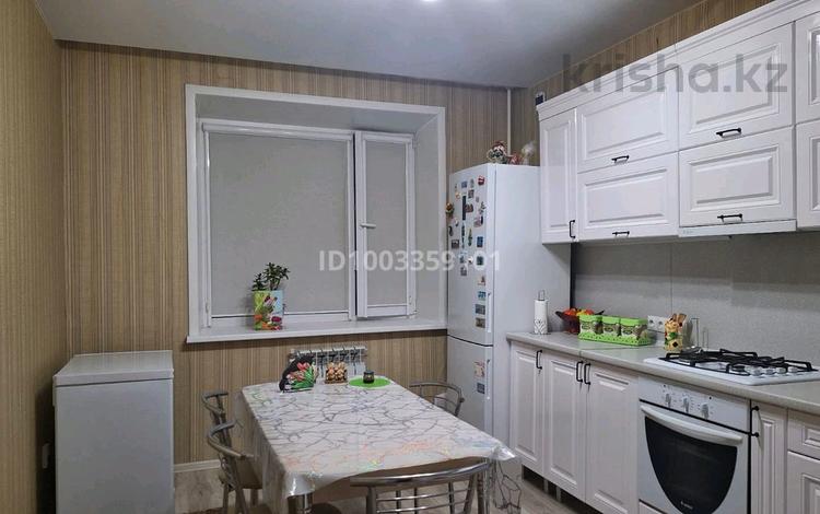 2-комнатная квартира · 64.5 м² · 1/6 этаж, Юбилейный, Мкрн Юбилейный 38 за 31 млн ₸ в Костанае — фото 2
