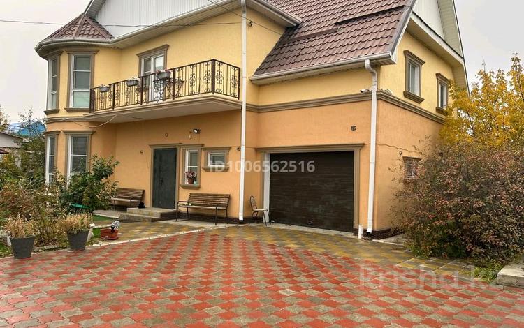 Отдельный дом · 5 комнат · 300 м² · 13 сот., Мукан Тулебаева 9 — Жарбосынова за 72 млн 〒 в Атырау — фото 4