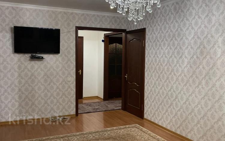 4-комнатная квартира · 82 м² · 4/5 этаж, мкр Аксай-3А за 49.5 млн ₸ в Алматы, Ауэзовский р-н — фото 2