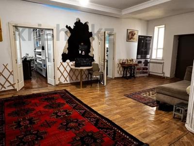 Отдельный дом · 18 комнат · 540 м² · 10 сот., Улытау 31/1 — Амантогай за 105 млн 〒 в Астане, Сарыарка р-н