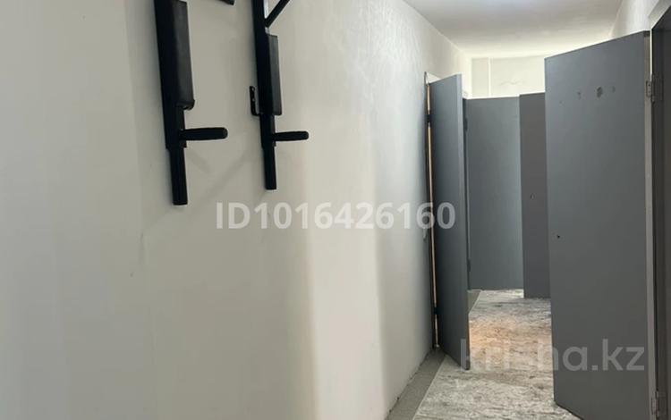 3-комнатная квартира · 82 м² · 5/24 этаж, мкр Новый Город — Ашимова и Момышұлы за 25 млн ₸ в Караганде, Казыбек би р-н — фото 2