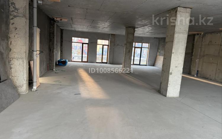 4-бөлмелі пәтер · 205 м² · 1/3 қабат, мкр Нурлытау (Энергетик), 12 улица 26/1, бағасы: 170 млн ₸ в Алматы, Бостандыкский р-н — фото 2