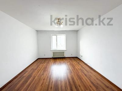 1-бөлмелі пәтер · 45 м² · 1/5 қабат, Болашак, бағасы: 16.3 млн ₸ в Талдыкоргане, мкр Болашак
