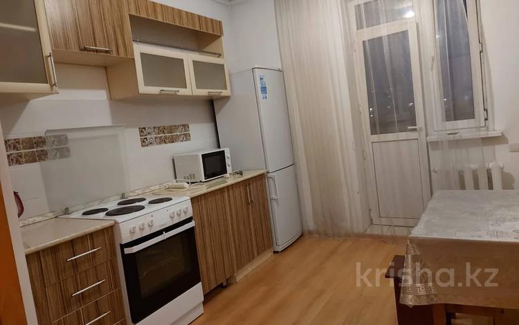 1-комнатная квартира, 40 м², 14/14 этаж помесячно, Кордай 75 — Айнакол