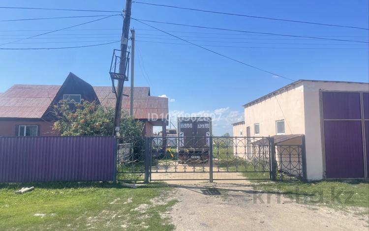 Отдельный дом · 5 комнат · 200 м² · 20 сот., М.Горького 50 — Район автобаза за 16 млн ₸ в Коргалжыне — фото 2