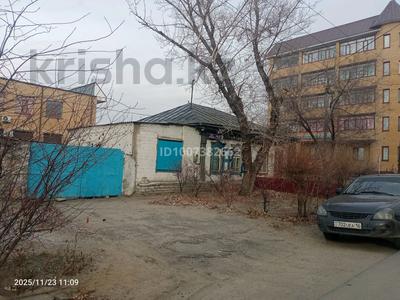 Отдельный дом · 4 комнаты · 50 м² · , Нурбаева 73 — Найманбаева за 38 млн ₸ в Семее