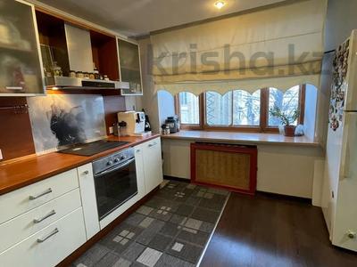4-комнатная квартира · 107 м² · 3/5 этаж, Нуркен Абдирова — Мустафина, Бакинская за 34 млн ₸ в Караганде, Казыбек би р-н