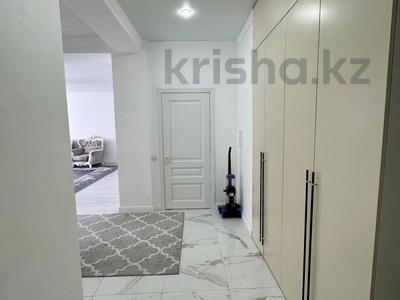 3-комнатная квартира · 113 м² · 8/8 этаж, Болашак за 60 млн 〒 в Талдыкоргане, мкр Болашак