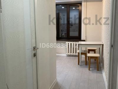 1-комнатная квартира, 34 м², 3/4 этаж помесячно, Пр. Достык 103/17а — Омарова за 260 000 〒 в Алматы, Медеуский р-н