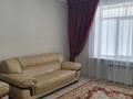 2-бөлмелі пәтер, 64 м², 2/5 қабат ай сайын, мкр Нурсая 66, бағасы: 230 000 〒 в Атырау, мкр Нурсая — фото 2