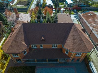 Отдельный дом · 16 комнат · 700 м² · 12 сот., Шмакова 3Б — Меновное за 295 млн 〒 в Усть-Каменогорске