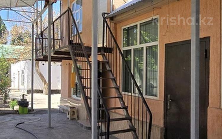 Отдельный дом · 6 комнат · 100 м² · 7.11 сот., 3 пер Абая — Капал Кошеней за 20.5 млн 〒 в Таразе — фото 2