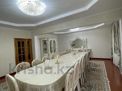 Дом · 9 комнат · 250 м², Маргулан 13 — Кажымукан,Байтурсынова за 55 000 〒 в Шымкенте