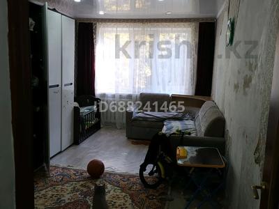 2-бөлмелі пәтер, 50 м², 2/5 қабат, Ларина 3, бағасы: 14 млн 〒 в Уральске