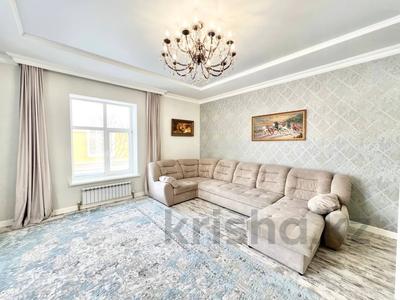 Отдельный дом · 5 комнат · 240 м² · 7.5 сот., Шашкина 15 за ~ 180 млн 〒 в Астане, Есильский р-н