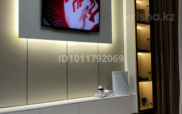 2-бөлмелі пәтер · 60 м² · 5/9 қабат, Илияса Есенберлина 20, бағасы: 41 млн ₸ в Усть-Каменогорске — фото 2
