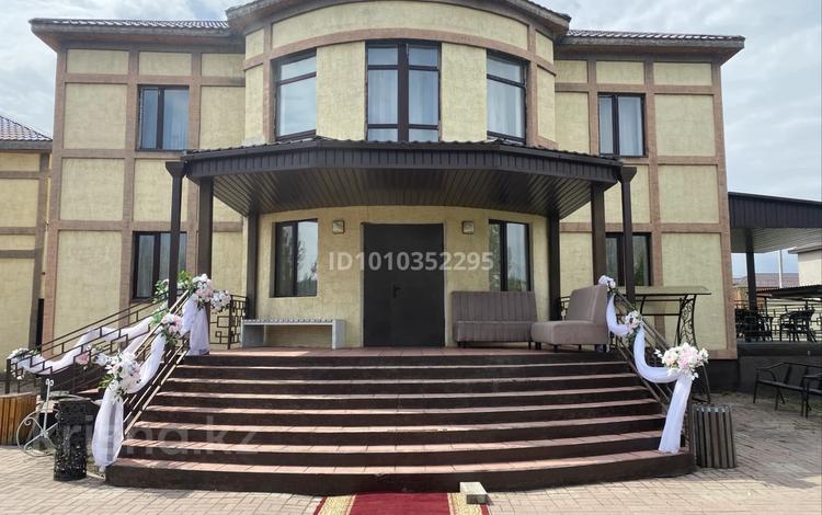 Жеке үй · 7 бөлме · 500 м², Кенесары 44 — С. Жибек жолы, бағасы: 120 000 ₸ в Астане — фото 17