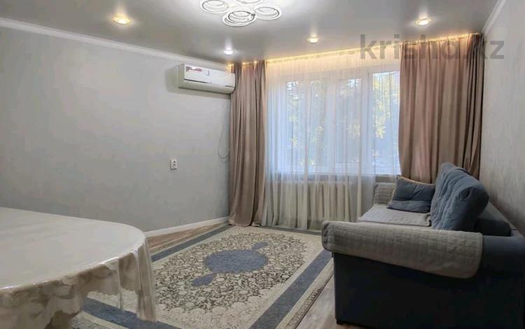 4-комнатная квартира · 80 м² · 1/9 этаж, Естая 142 за 33 млн ₸ в Павлодаре — фото 2