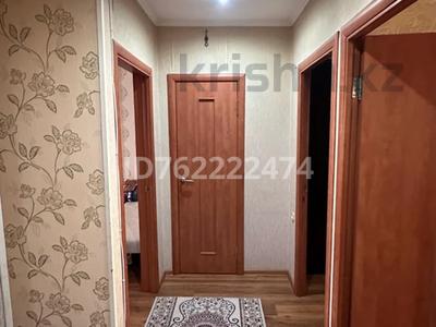 Пәтерлер в Мангистауской обл.: 3-бөлмелі пәтер · 70 м² · 5/5 қабат, 12-й мкр 68, бағасы: 16.5 млн 〒 3-бөлмелі пәтер · 70 м² · 5/5 қабат, 12-й мкр 68, бағасы: 16.5 млн 〒 в Актау
